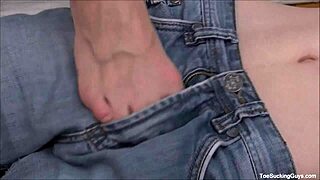 Hot Gay Stud Enjoys Intense Foot Worship Session