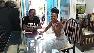 Morena debuts in porn at clandestine party with paty bumbum