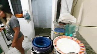 Morena debuts in porn at clandestine party with paty bumbum