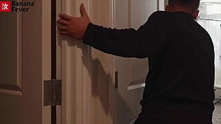 嘿，北京富豪搞定菲律宾辣妹 Ember Snow！