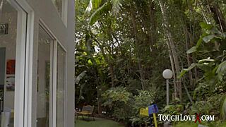 Toughlovex Kendra Sunderland Wants Love Hard