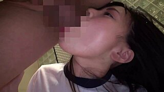 야, 현지 여자 아마추어 보지, 늙은 남자 큰 자지에 휘저어져!