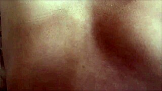 एशियन सौतेली बेटी किमी किम फैमिली थेरेपी सेशन में टैबू हैंडजॉब में मदद करती है!