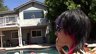 Lesbians finger and eat ass to climax