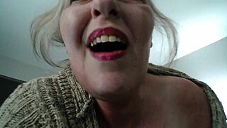 Lá em 1970, nas Férias na Costa de Oregon, Fiquei com Tanto Tesão que Tive que Gozar, Ops