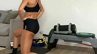 cameltoe 2 sol p�rez showing off