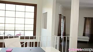 Lesbian Masseuse Humping Her Dyke Client