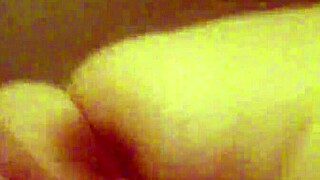 Wife gets wet creampie pumping.