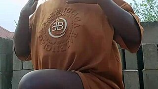 Crazy bitch shows big ass dance moves for proud family members