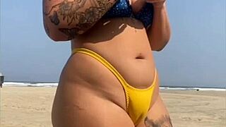 Hentai exhibitionists flashing and touching in anime style.