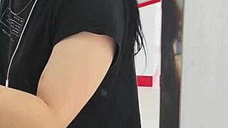 my young colombian girlfriend and friend speaking spanish