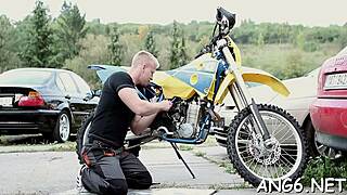 Magical Licie C Goes Hardcore With Teen Blowjob On Cam.