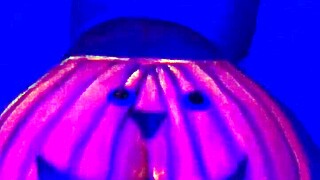 twerking that big ass on the pumpkin for fun