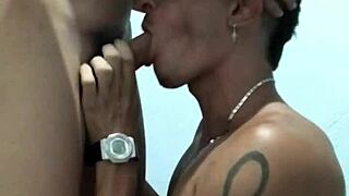 meu novinho pirocudo preferido is blowing me so good right now