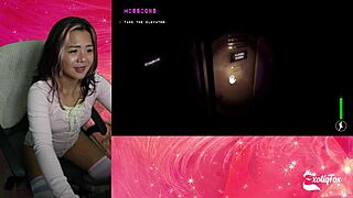 Frennis' exotiqfox in solo play in Chiku's hentai game