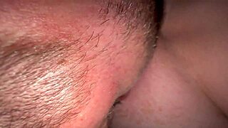 i ate my girlfriend out makin her cum twice suckin every drop