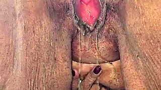 I Lick Her Pussy, She Sucks My Dick After Roadside Piss!