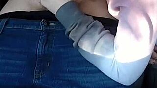 Teen Gives Public Blowjob in Car After Pickup