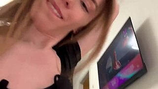 Huge Cock Slides into My Pussy After Epic Blowjob  