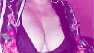 Custom Latina Mature Masturbation Show!