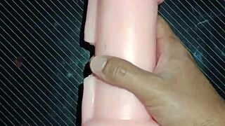 Rapidito with Kissy Ends in Creampie at Vagina Entrance