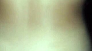 Me lo mete por el culo aunque me duela no pares hasta derramar tu leche en mi ano