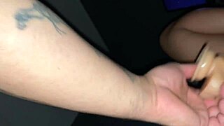 Lee just squirted all over that dildo