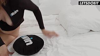 Big Tits Milf Bonni Gee Juicy Pussy Fucked!