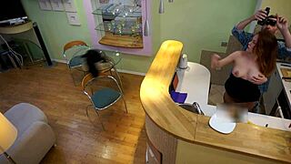 ลูกสาวเลี้ยงหวานโดนควยแก่ยัด - Candy Red