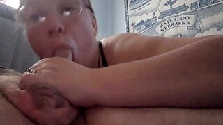 Chubby bbw amateur gives first blowjob after piercings