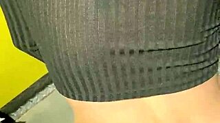 AprilBigAss Web Chat Content in Short 30-Second Clips