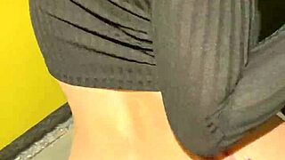 AprilBigAss Web Chat Content in Short 30-Second Clips