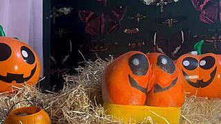 A horny teen gets double creampie in a pumpkin patch