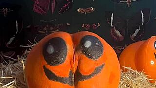 Teen Double Creampie In Pumpkin Patch