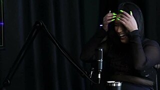 Pri Melancia Shows Off Her 128cm Ass And Bisexual Preferences