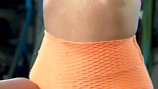 Lady Dee gives blowjob and eats pussy in fitness room for gym orgasm!