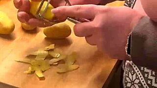 Die Zwei Großen In Der Küche!