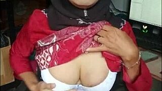 Black trans hijab girl enjoys solo sex until a climactic finish