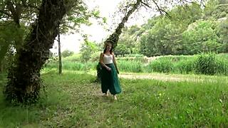 lexie, 29, animal shop seller from gap, tries wild anal on casting