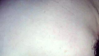 mi madura quiere leche en anal