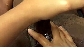 Latina brunette gives throbbing cock massage