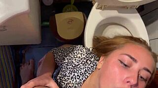 Ho Behaving Like A Toilet Is My Fetish