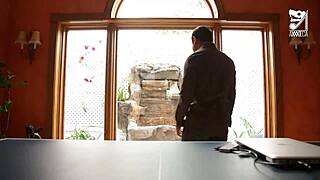 ¡Las tetas calientes de mi novia mexicana me vuelven loco!