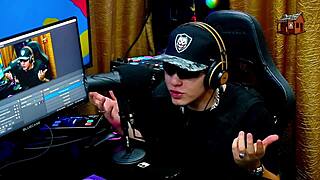 Geisy DK shows back tattoo