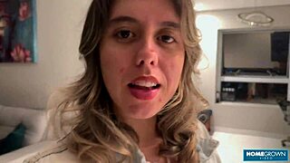 Sexy Scarlett Taylor Gives Lover A Wild Blowjob While Driving