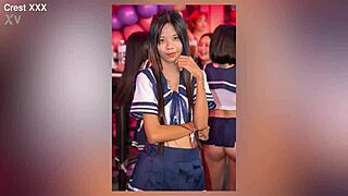 just saw this sexy asian gogo stripper teen working the pole