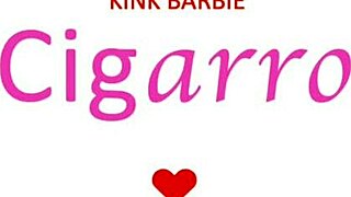 loira gostosa enjoying a cigarette smoke session