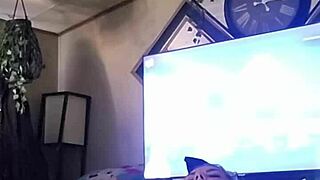 I'm playing with my juicy pussy in panties using toys