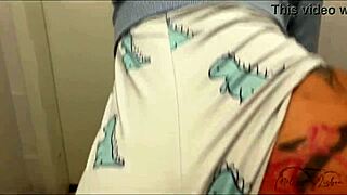 Peitos Grandes Milf Debruçada para Gozada Enorme