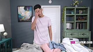 In this housewife HC homeporn, she fucks with moaning orgasms